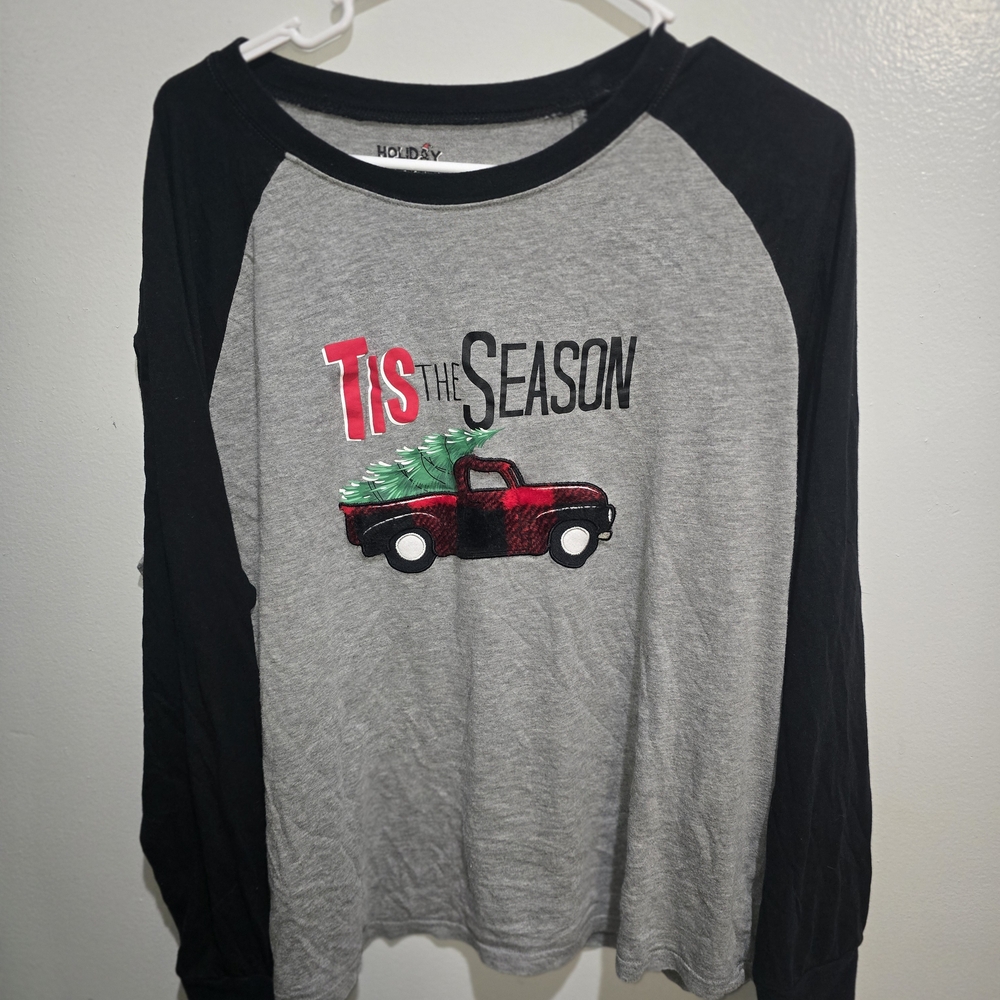 Women's Gray and Black Long Sleeve Top